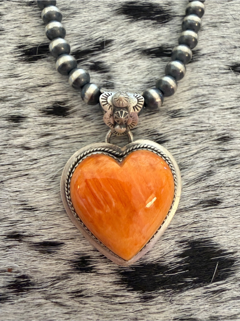 ❤️ Navajo Made Spiny Oyster Statement Puffy Heart Sterling Silver Pendant 16.4G - Picture 4 of 17
